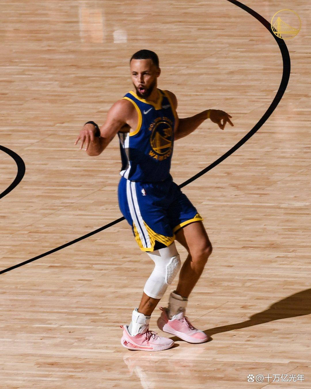 包含库里连续二十场比赛得分超过逆转，塞尔维亚队挑战极限！的词条